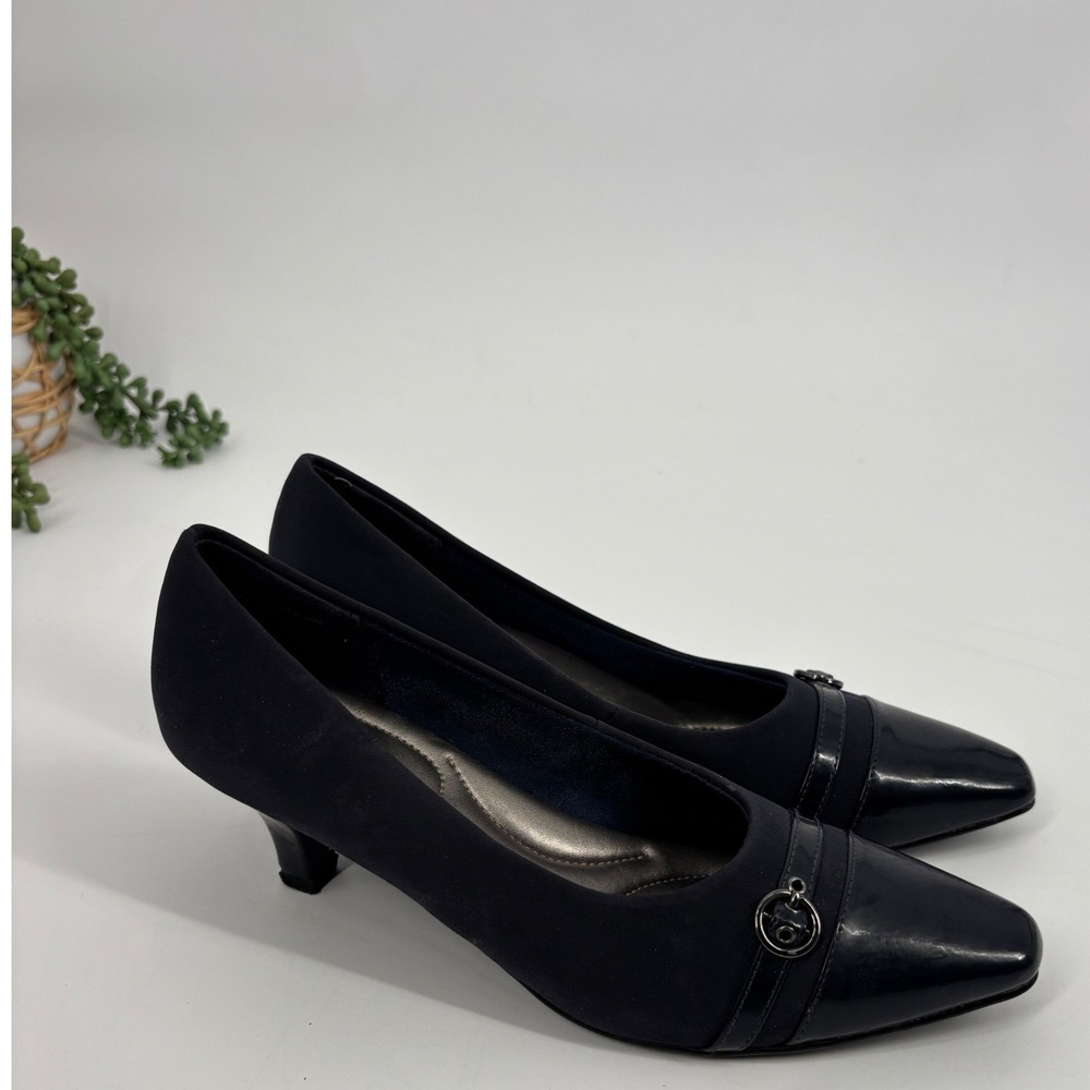 Kelly & Katie Pumps Womens 7.5 Black Fabric Patent Cap Toe Kitten Heel Hardware